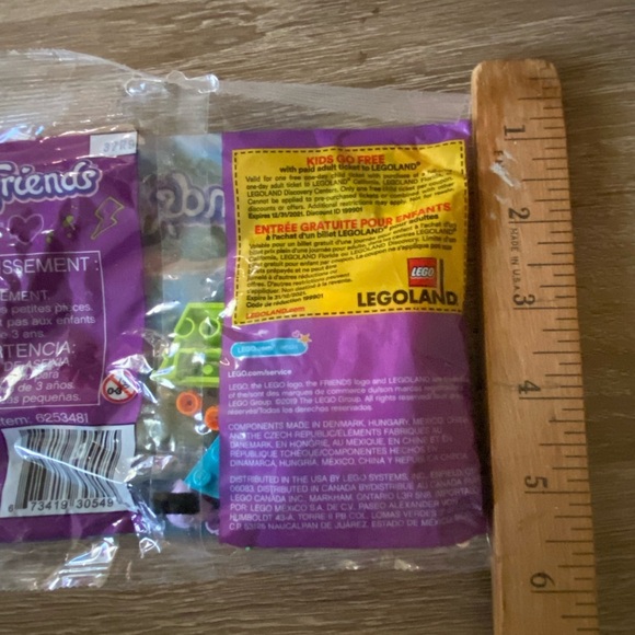 Lego Friends Jet Skiing Building Toy 30410 - Picture 4 of 5